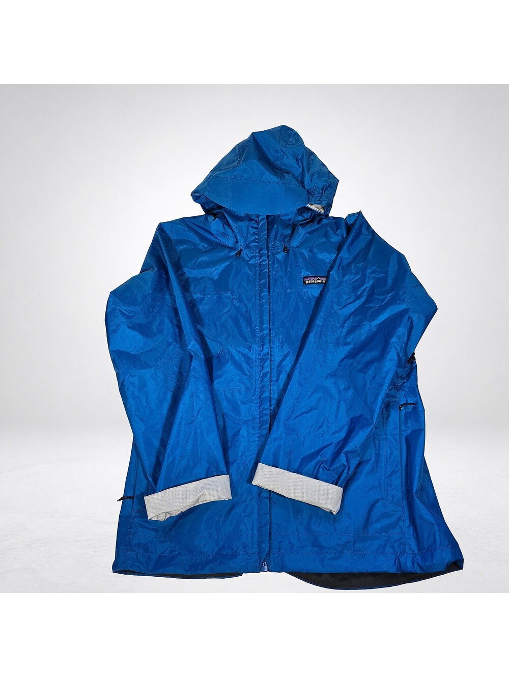 Patagonia Women's Large Blue Rain Jacket Windbreaker Hooded Packable
